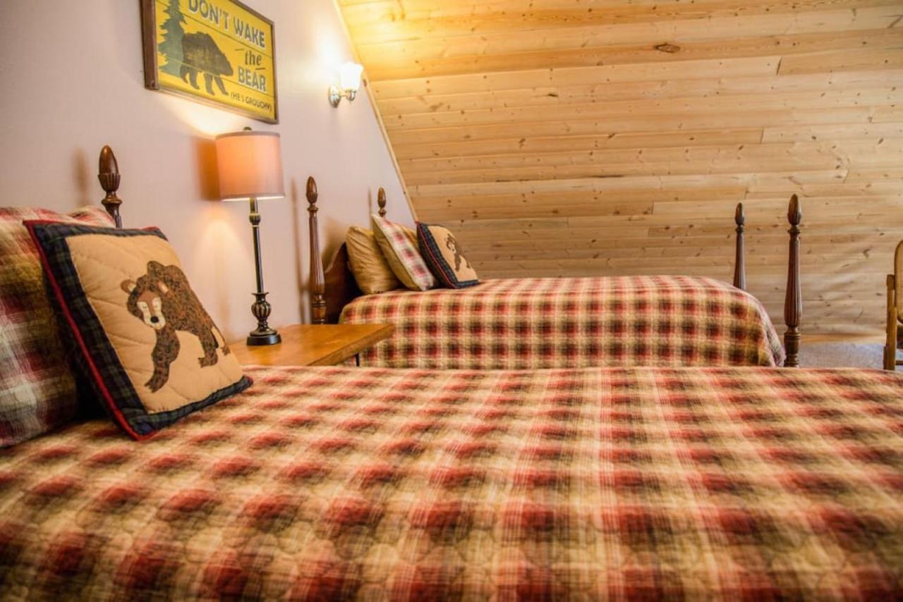 Twin Owls Lodge, Great For Families Master Bedroom, Loft, Full Kitchen, Dogs Ok Estes Park Esterno foto